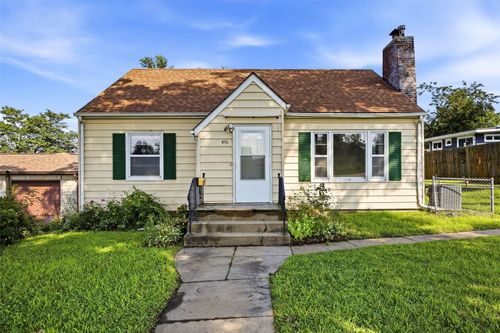 2115 3rd St Sw, Cedar Rapids, IA, 52404-3603 | Card Image