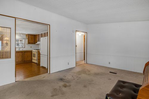 99 Pray Hill Rd, Sanbornville, NH, 03872-3502 | Card Image