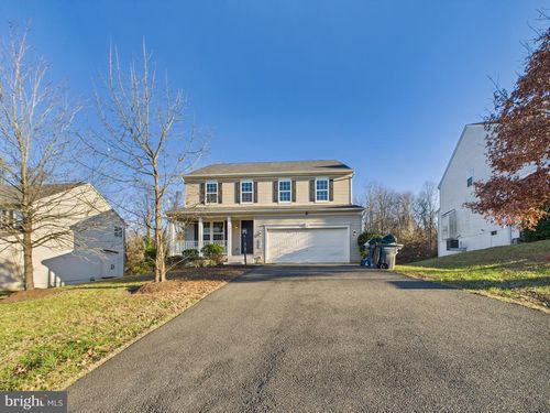 18213 Jillian Ln, Triangle, VA, 22172-1237 | Card Image
