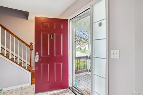 2320 Dallas Ave, Royal Oak, MI, 48067-3522 | Card Image