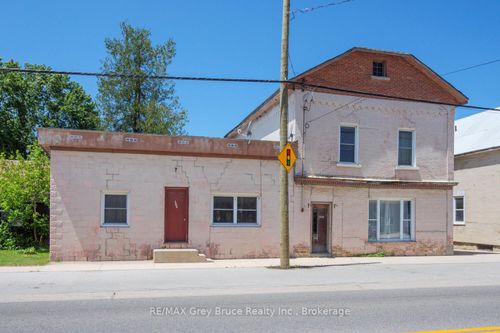 502 Bruce St, Hepworth, ON, N0H1P0 | Card Image
