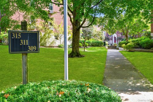 apt-1d-315 Palmer Ter, Mamaroneck, NY, 10543-2426 | Card Image