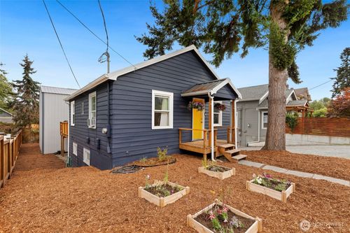 13018 41st Ave S, Tukwila, WA, 98168-3118 | Card Image