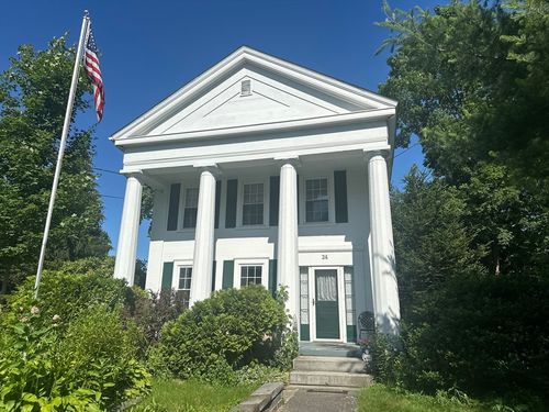 24 Main St, Monson, MA, 01057-1391 | Card Image