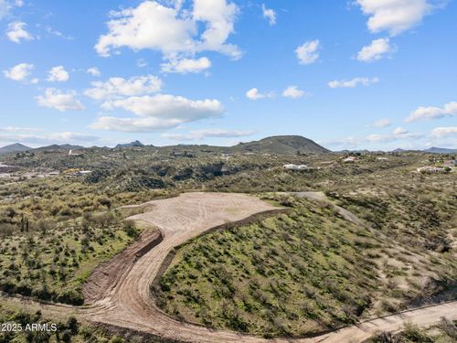 --215 Howard Ct, Wickenburg, AZ, 85390 | Card Image