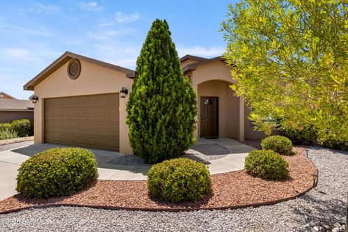 4679 Arabela Dr, Las Cruces, NM, 88012-5049 | Card Image