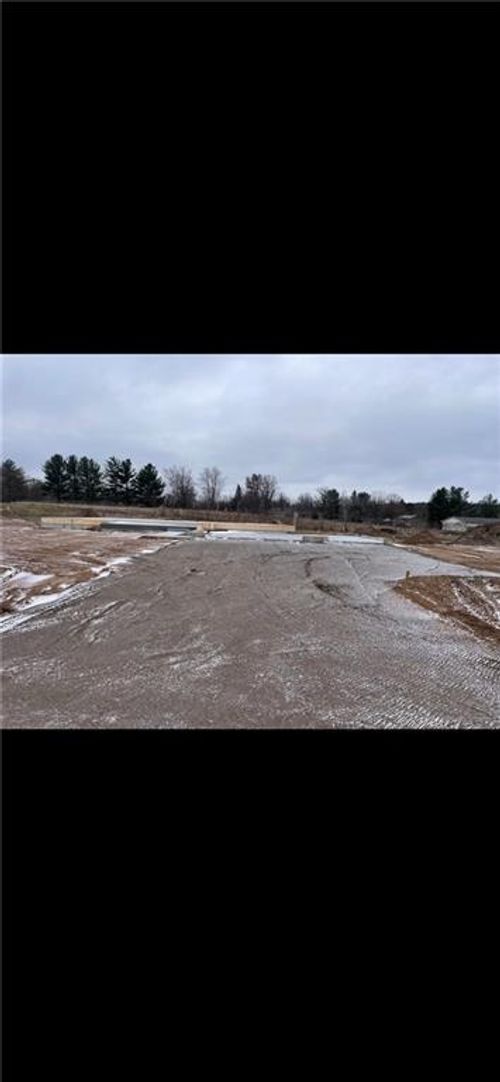 14626 45th Ave, Chippewa Falls, WI, 54729-3256 | Card Image