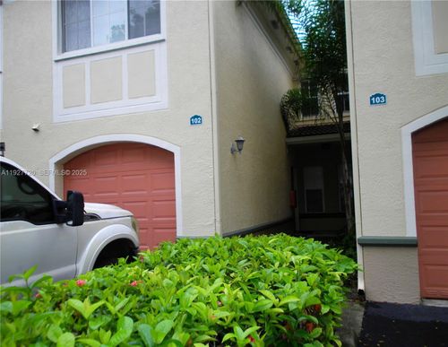 apt-102-2493 Centergate Dr, Miramar, FL, 33025-7237 | Card Image