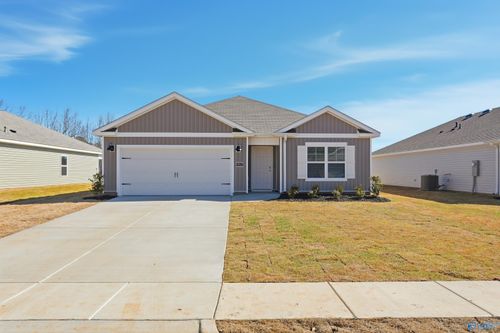 9943 Sequoyah Cove Dr Se, Owens Cross Roads, AL, 35763-3324 | Card Image