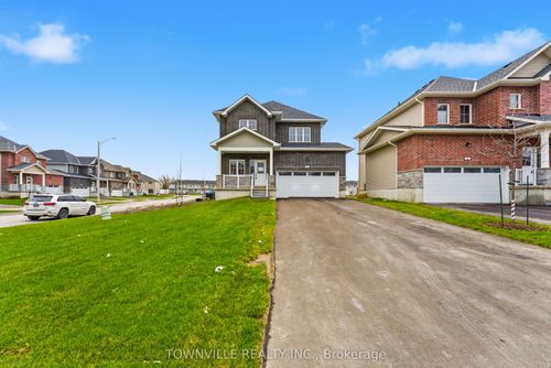 42 Bradden Cres, Belleville, ON, K8N0T7 | Card Image