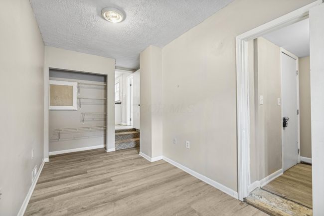 108 S 8 Th St, Home with 0 bedrooms, 0 bathrooms and 6 parking in Hebron OH | Image 24