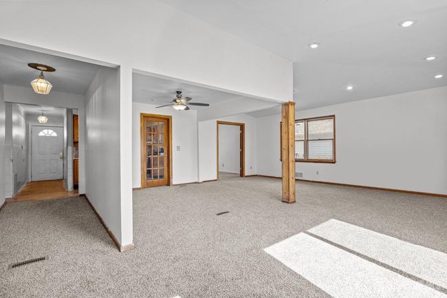 1419 Highway 33, House other with 5 bedrooms, 3 bathrooms and null parking in Hamilton NJ | Image 10