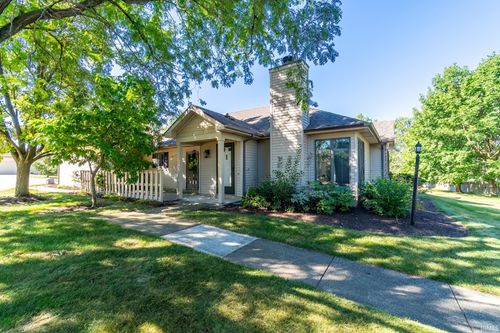 8033 Harrisburg Ln, Fort Wayne, IN, 46835-1268 | Card Image
