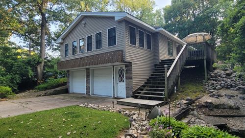 204 Carthage Ct Nw, Poplar Grove, IL, 61065-8905 | Card Image