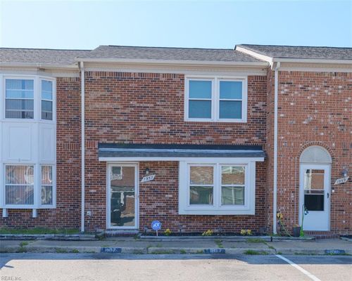1957 Darnell Dr, Virginia Beach, VA, 23455-3154 | Card Image