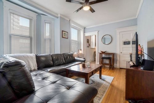 510-8 Garrison St, Boston, MA, 02116-5720 | Card Image