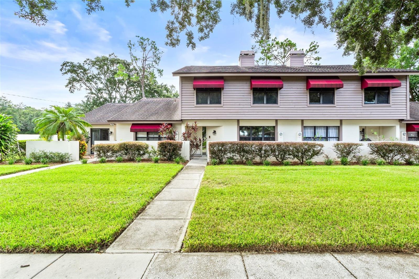 Oak Park Pl, Brandon, FL 33511