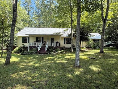 11 Bonanza Ln, Tiger, GA, 30576-1834 | Card Image