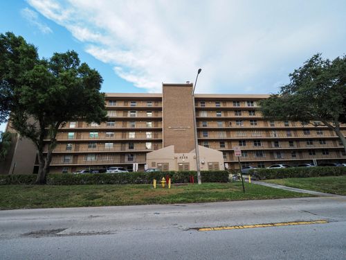 405-4550 Nw 18 Avenue, Pompano Beach, FL, 33064 | Card Image