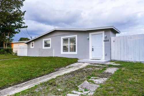 3650 Sw 55th Ave, Davie, FL, 33314 | Card Image