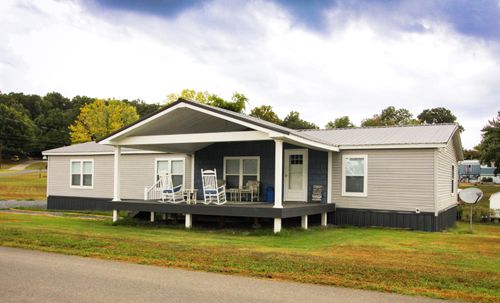 1680 Canal Ln, Dandridge, TN, 37725-5224 | Card Image