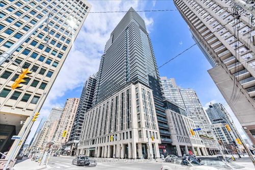 2019-955 Bay St, Toronto, ON, M5S0C6 | Card Image
