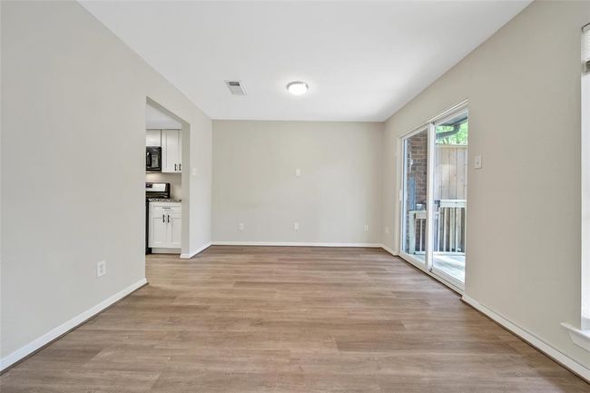 24 W Willowwood Ct, Townhouse with 3 bedrooms, 2 bathrooms and 2 parking in Spring TX | Image 13