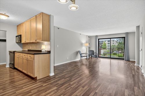 apt-202-3131 Excelsior Blvd, Minneapolis, MN, 55416-3263 | Card Image