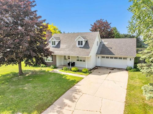 152 W Highland Drive, Oconto Falls, WI, 54154 | Card Image