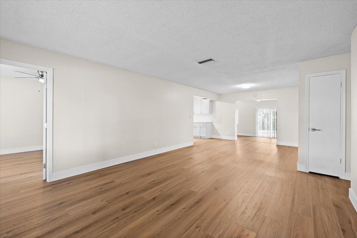 Residential in North Lauderdale 2