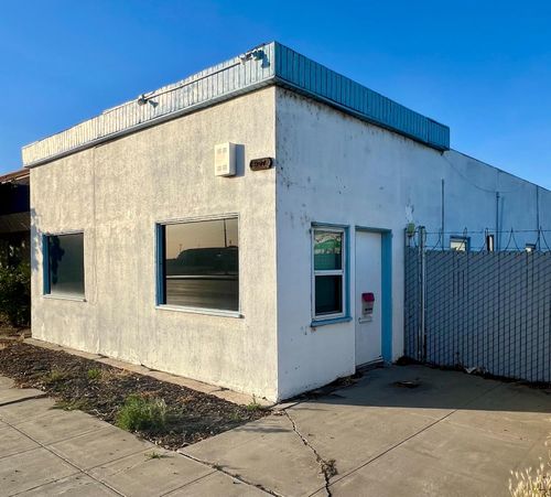 927 N St, Firebaugh, CA, 93622-2216 | Card Image