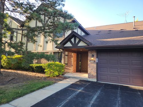apt-2b-1044 Creekside Ct, Wheeling, IL, 60090-5422 | Card Image