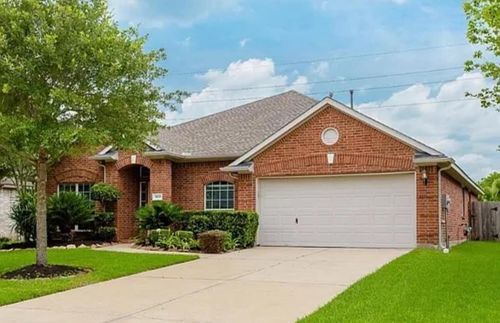 9019 Morningstar Dr, Sugar Land, TX, 77479-3317 | Card Image