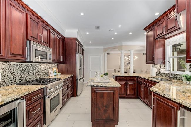 1078 Shady Valley Pl Ne, House other with 3 bedrooms, 3 bathrooms and null parking in Atlanta GA | Image 16