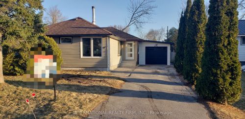 355 Hollywood Dr, Keswick, ON, L4P3A2 | Card Image