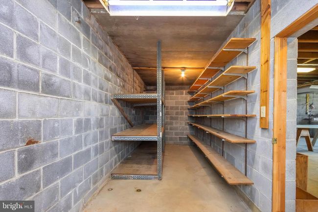 2048 Hinton Rd, House other with 2 bedrooms, 2 bathrooms and null parking in KEARNEYSVILLE WV | Image 62