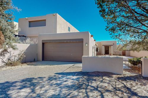 217 Camino De La Sierra, Santa Fe, NM, 87501 | Card Image