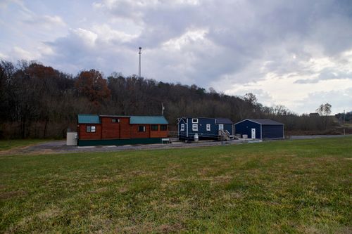 2949 Highway 321, Parrottsville, TN, 37843-2204 | Card Image