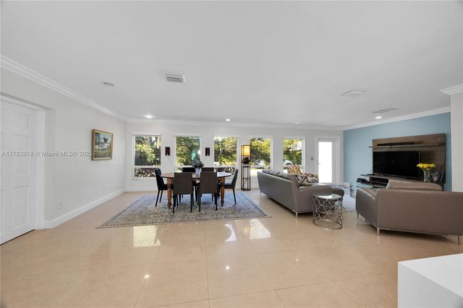 9401 Sw 69 Th Ct, House other with 5 bedrooms, 4 bathrooms and null parking in Pinecrest FL | Image 25