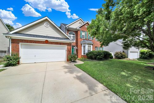 10918 Chamberlain Hall Ct, Charlotte, NC, 28277-1769 | Card Image