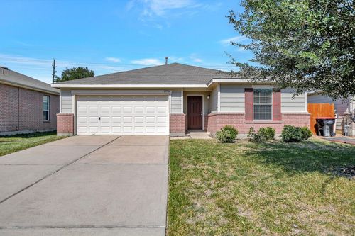 19714 Redwood Manor Ln, Cypress, TX, 77433-7620 | Card Image