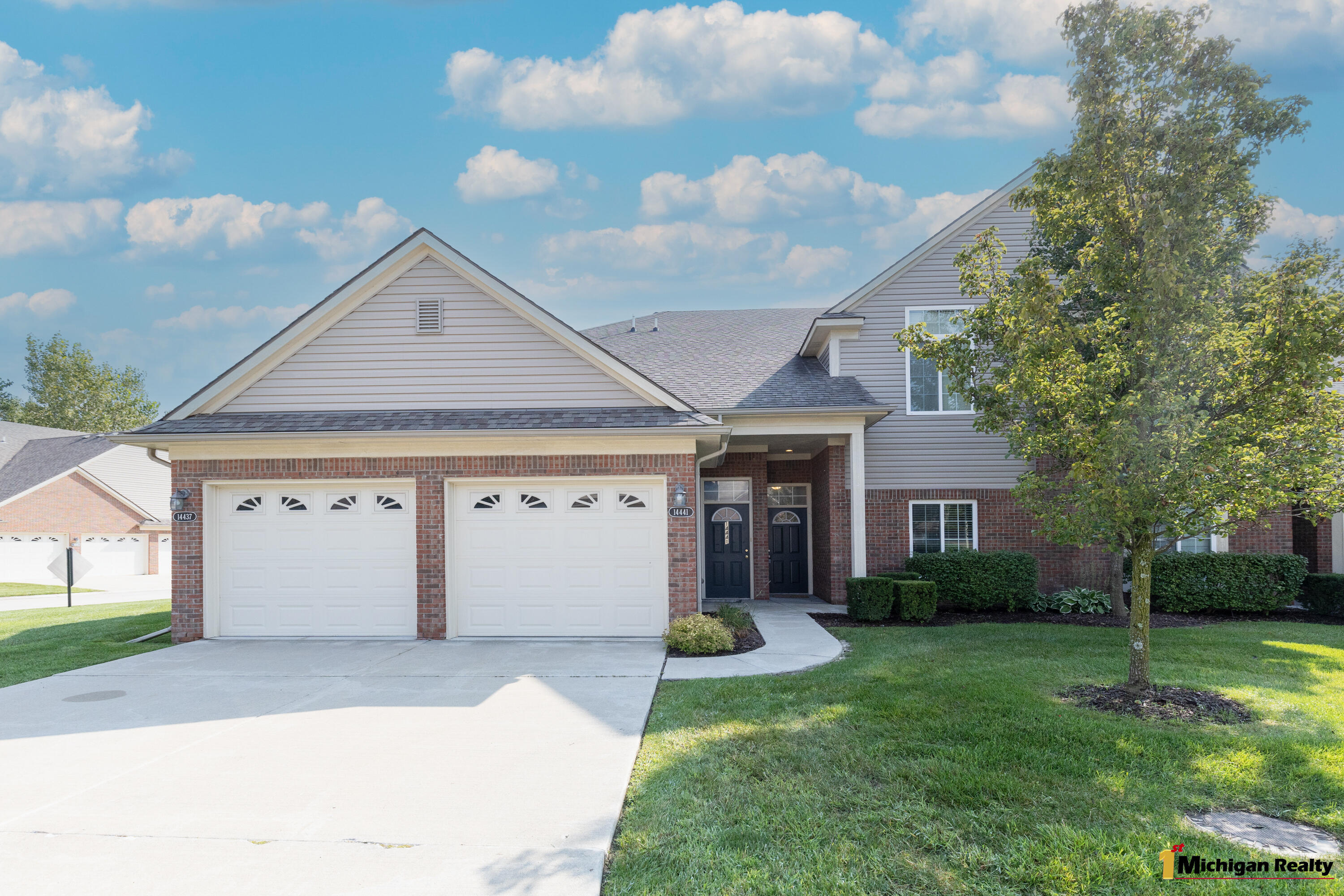 Shadywood Dr, Sterling Heights, MI 48312