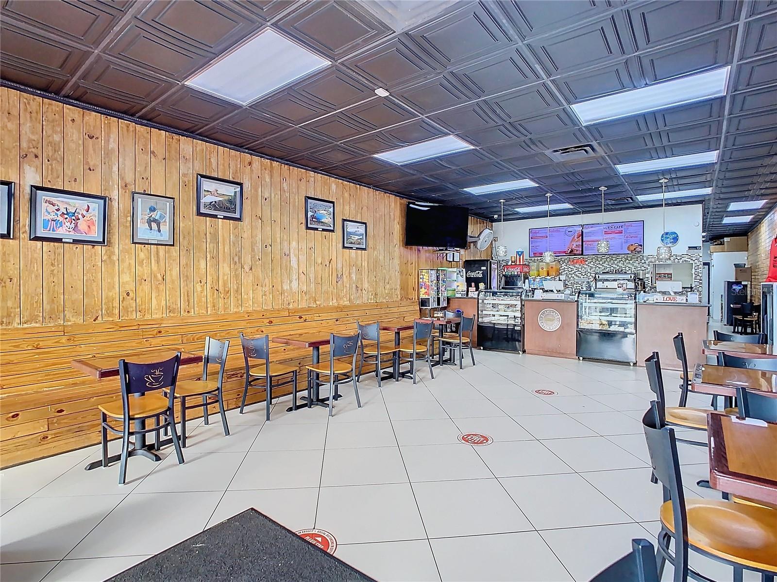 Business Opportunity in DAVENPORT 5