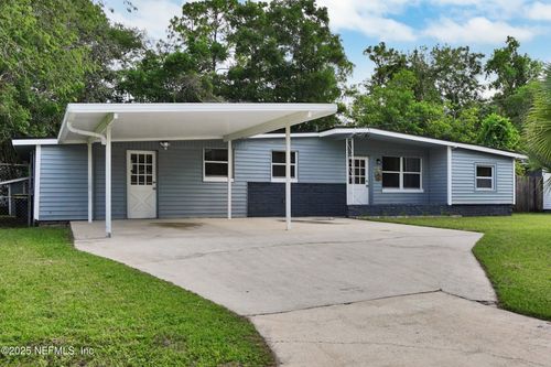 8023 Chateau Dr S, Jacksonville, FL, 32221-6716 | Card Image