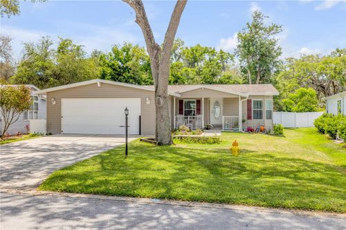 317 Water Landing Dr, OAK HILL, FL, 32759-9566 | Card Image