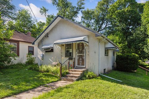600 34th Ave N, Minneapolis, MN, 55412-2637 | Card Image