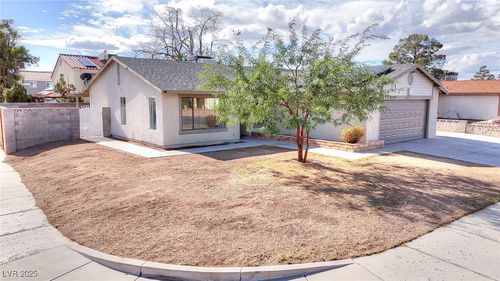 5803 E Monroe Ave, Las Vegas, NV, 89110-1733 | Card Image