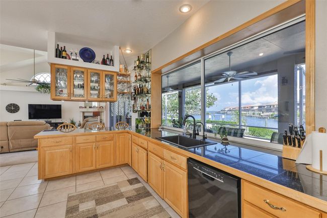 915 Symphony Isles Blvd, House other with 3 bedrooms, 3 bathrooms and null parking in APOLLO BEACH FL | Image 18