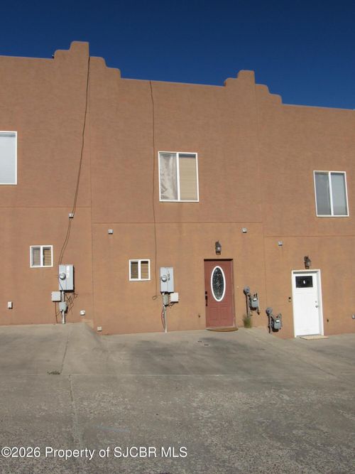 104-3896 N Butler Ave, Farmington, NM, 87401-2348 | Card Image