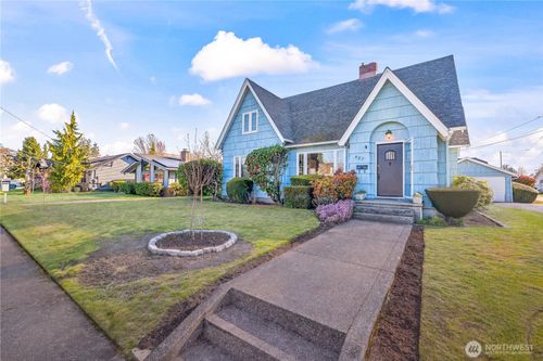327 5th St Sw, Puyallup, WA, 98371-5828 | Card Image